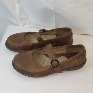 BORN Naomi Women's Mary Jane Flat Brown Size 7 US 38 EU M/W